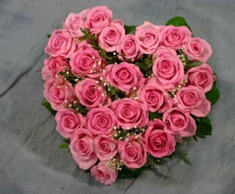 Abb.47 Herz mit rosa Rosen